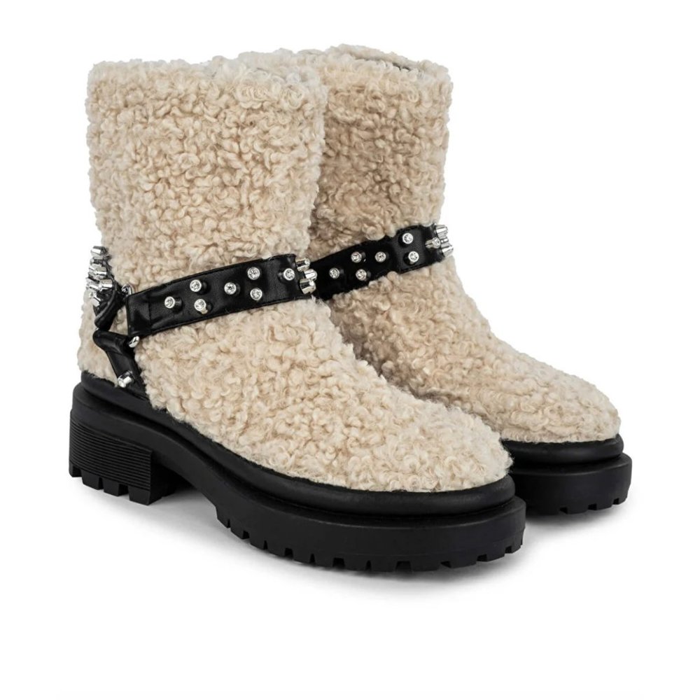 NWOB Twist Shearling Boot